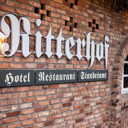 Отель Ritterhof Kampehl Neustadt  Экстерьер фото