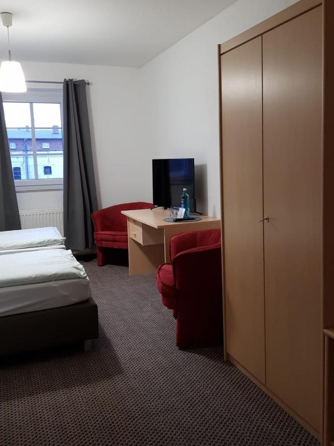 Отель Ritterhof Kampehl Neustadt  Экстерьер фото